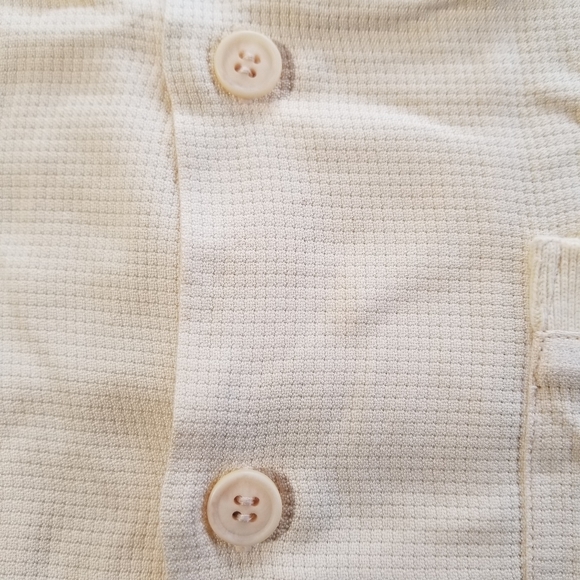 Tommy Bahama XL silk short sleeve shirt. - Picture 6 of 6